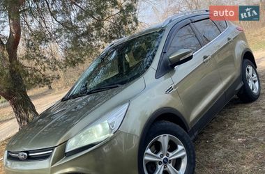 Внедорожник / Кроссовер Ford Kuga 2013 в Киеве