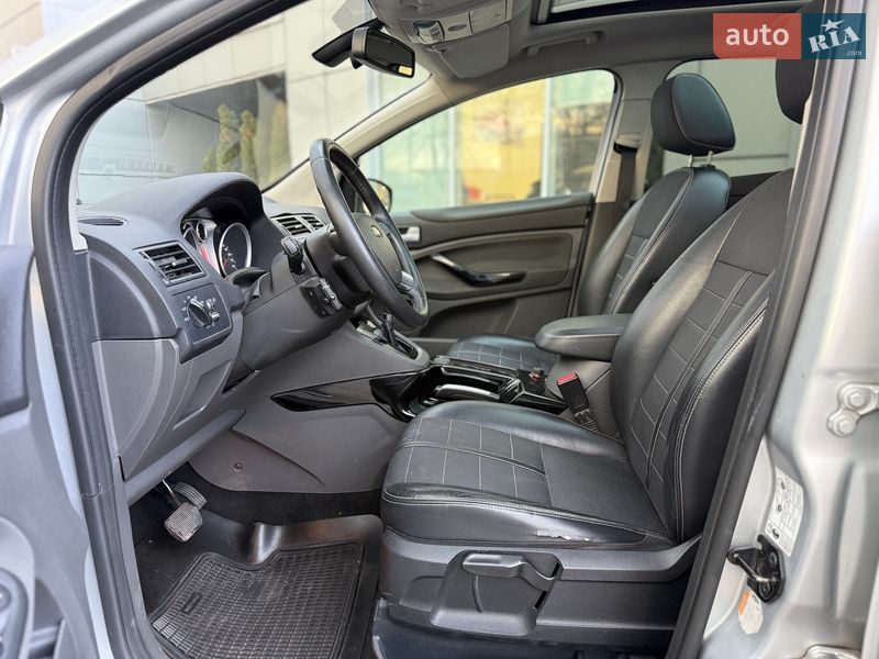 Внедорожник / Кроссовер Ford Kuga 2011 в Киеве