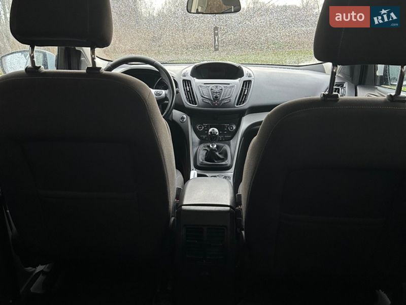 Позашляховик / Кросовер Ford Kuga 2016 в Бахмачі