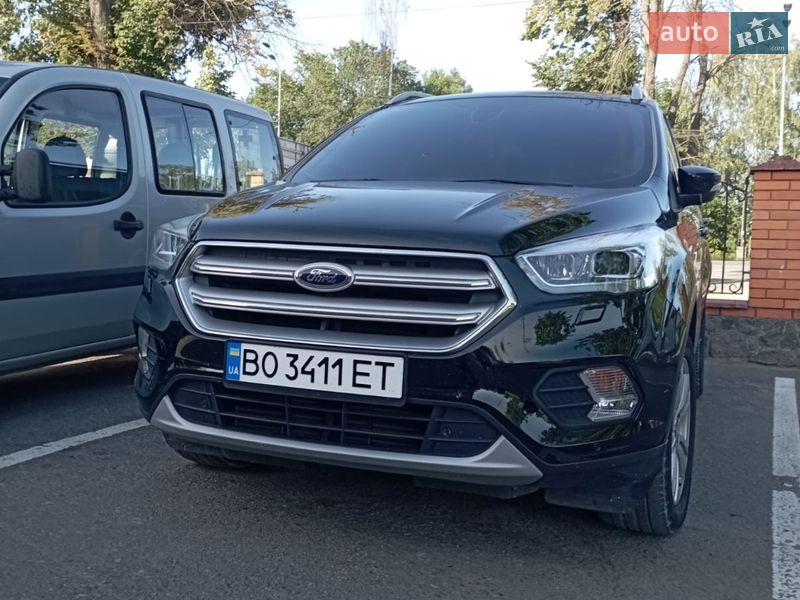 Внедорожник / Кроссовер Ford Kuga 2017 в Одессе