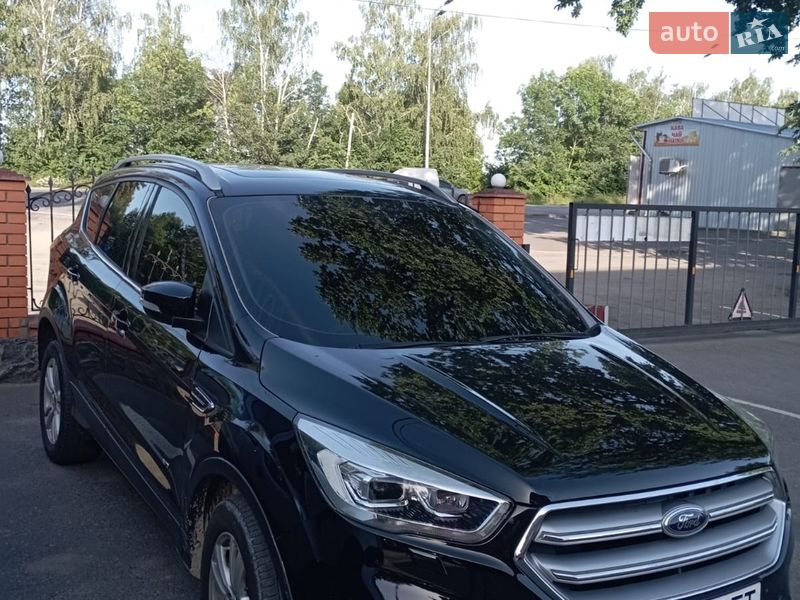 Внедорожник / Кроссовер Ford Kuga 2017 в Одессе