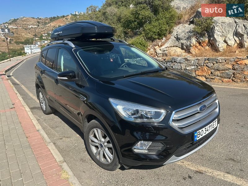 Внедорожник / Кроссовер Ford Kuga 2017 в Одессе
