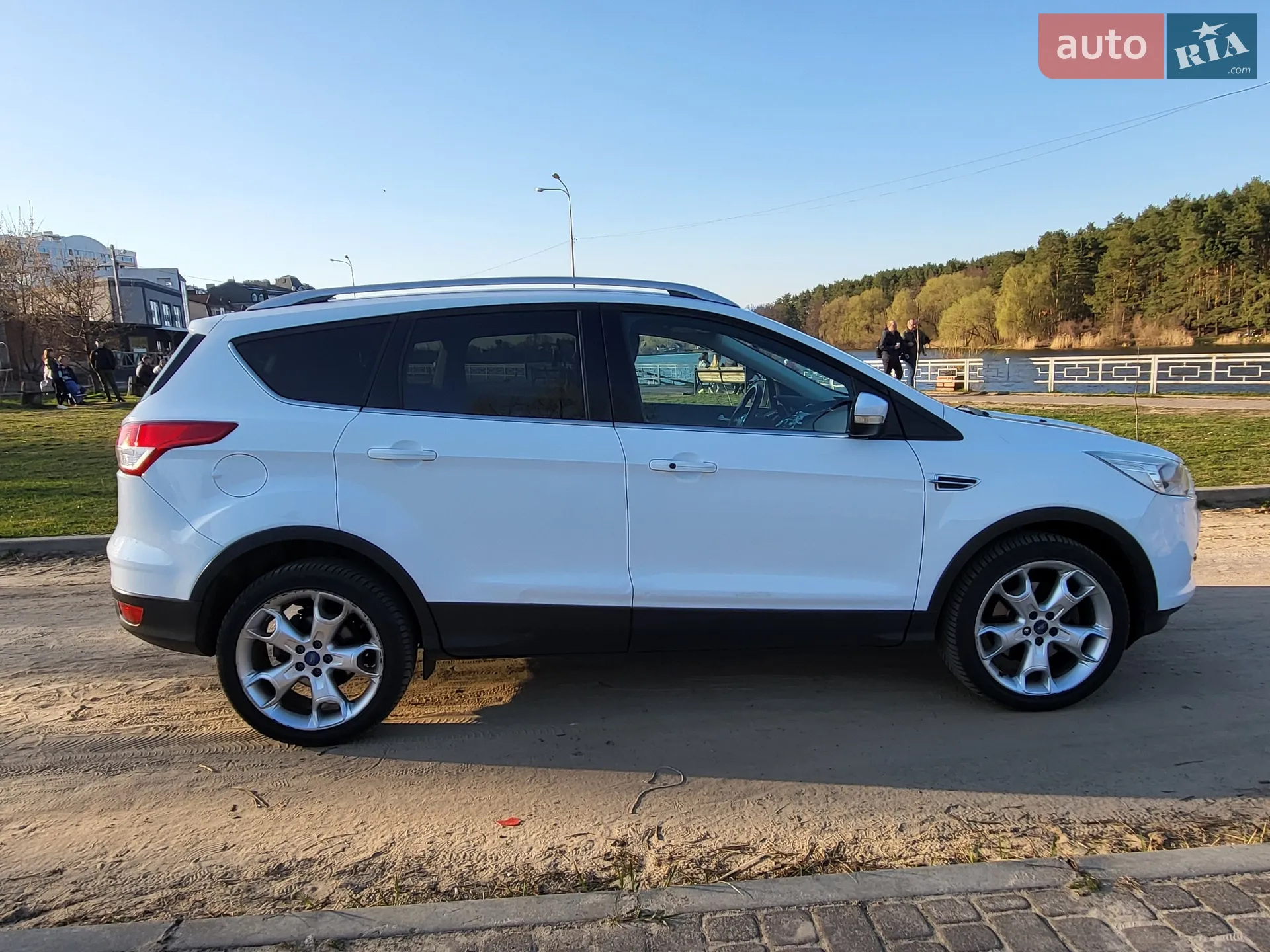 2013 Ford Kuga - фото 1