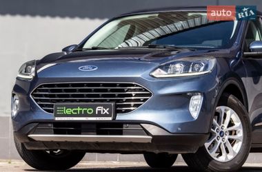 Внедорожник / Кроссовер Ford Kuga 2020 в Львове