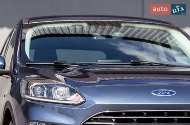 Внедорожник / Кроссовер Ford Kuga 2020 в Львове