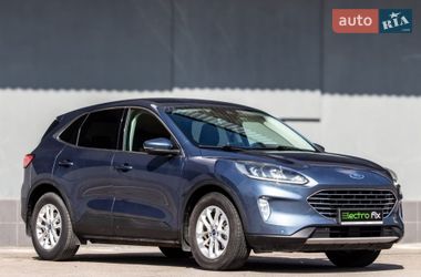 Внедорожник / Кроссовер Ford Kuga 2020 в Львове