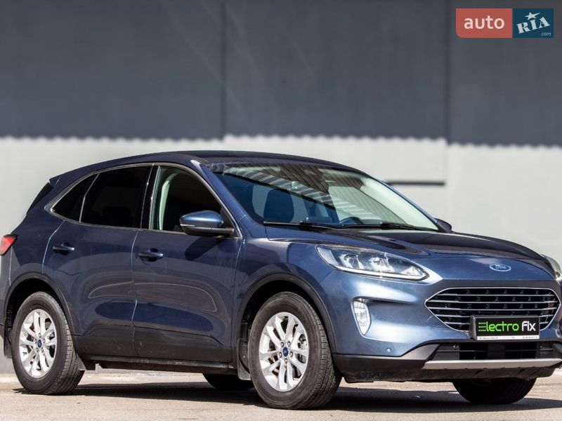 Внедорожник / Кроссовер Ford Kuga 2020 в Львове