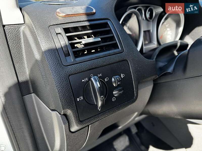 Позашляховик / Кросовер Ford Kuga 2012 в Києві
