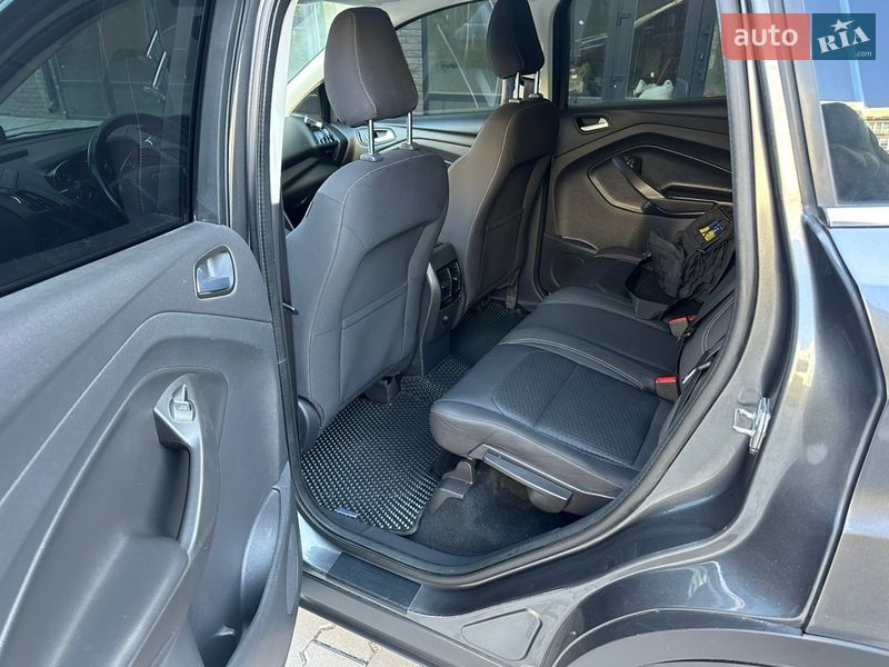 Внедорожник / Кроссовер Ford Kuga 2018 в Хмельницком