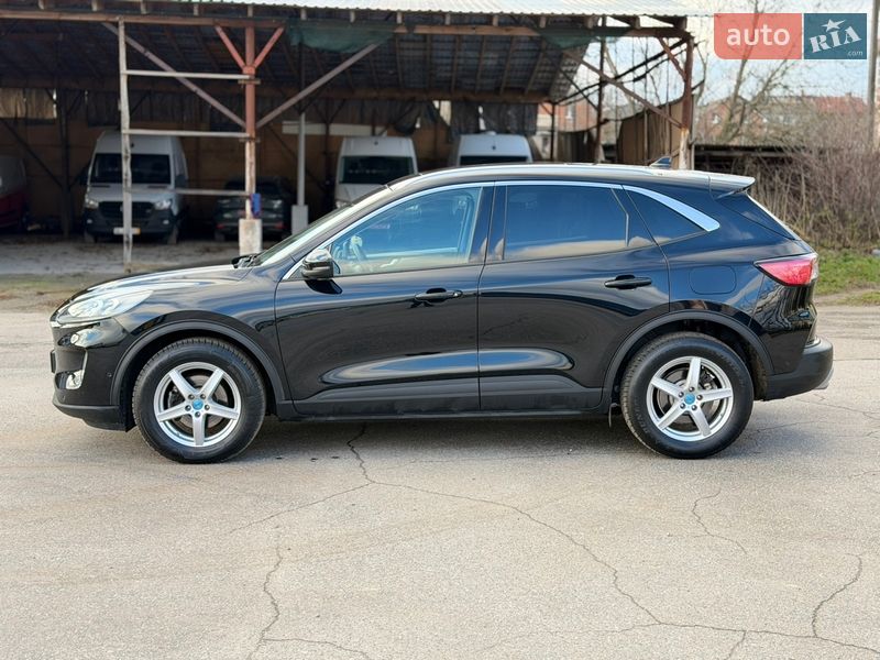 Позашляховик / Кросовер Ford Kuga 2022 в Вінниці