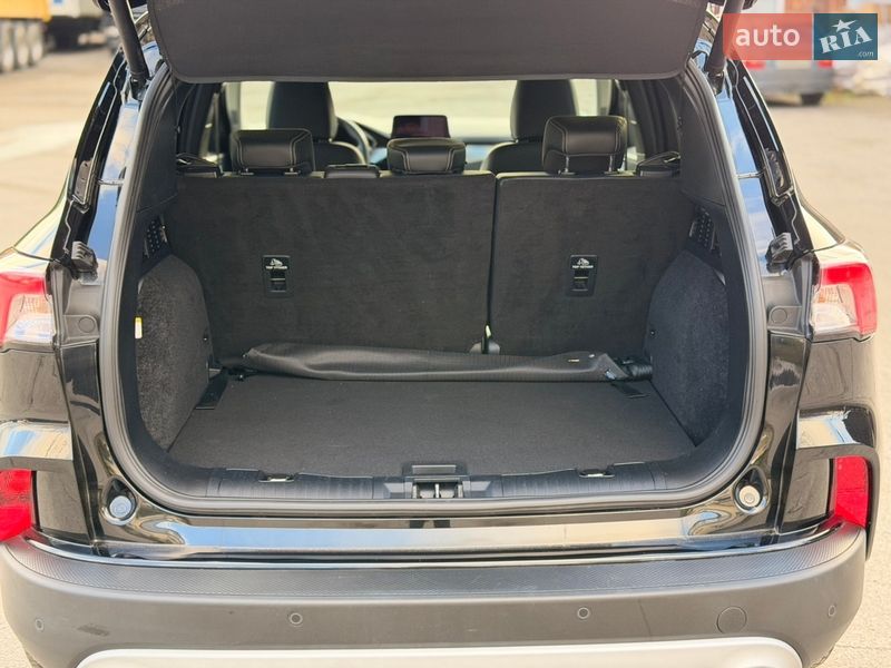 Позашляховик / Кросовер Ford Kuga 2022 в Вінниці