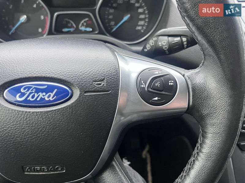 Позашляховик / Кросовер Ford Kuga 2013 в Києві фото 21 Позашляховик / Кросовер Ford Kuga 2013 в Києві