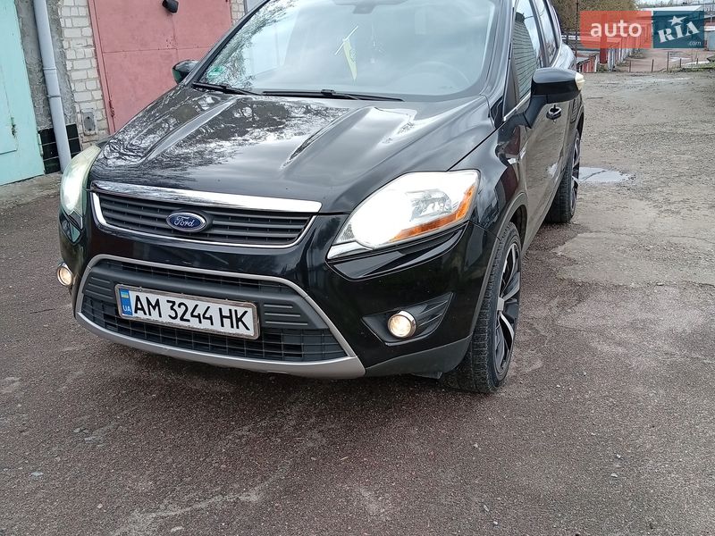 Внедорожник / Кроссовер Ford Kuga 2009 в Житомире