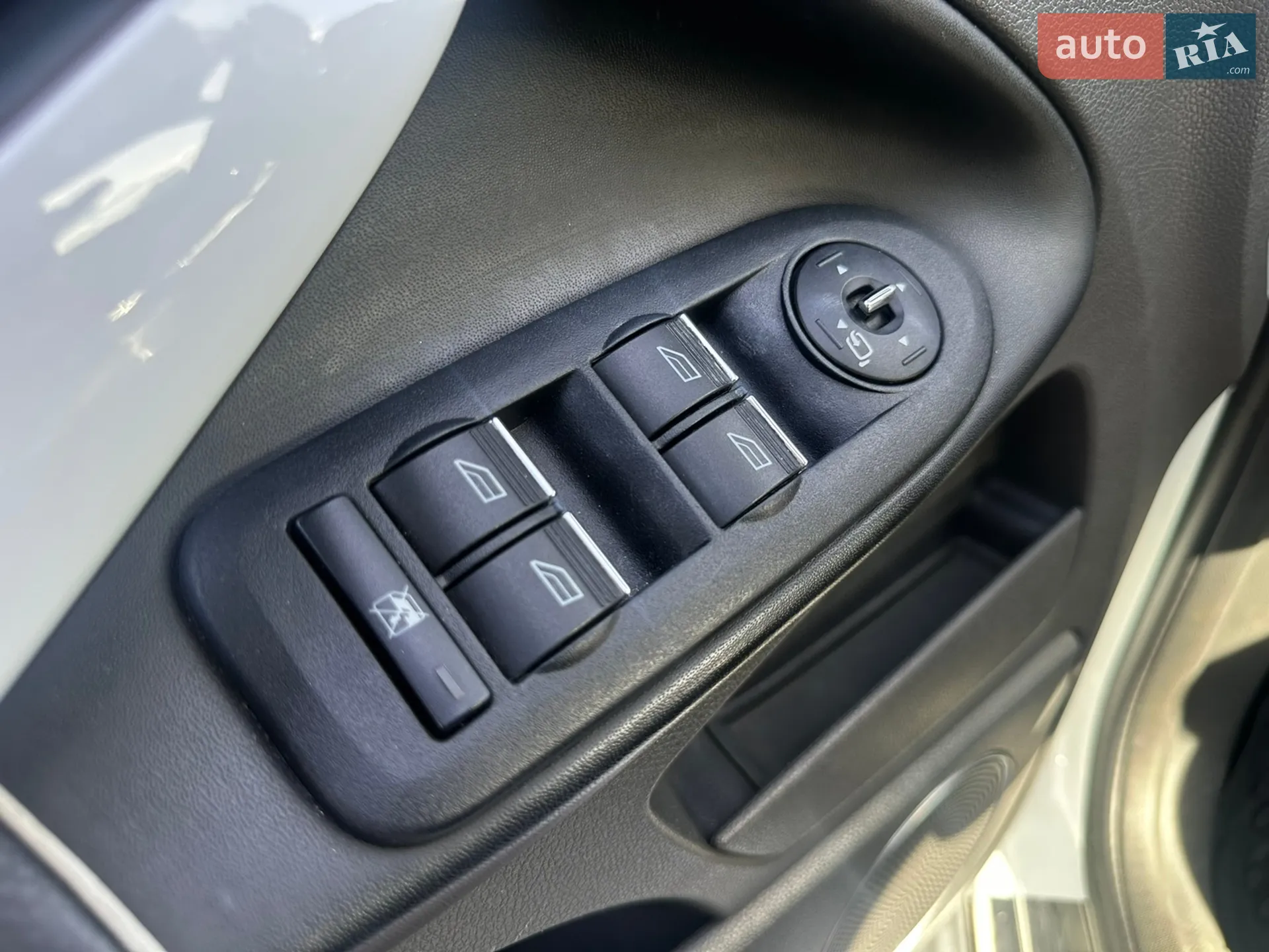 2011 Ford Kuga - мініатюра 10