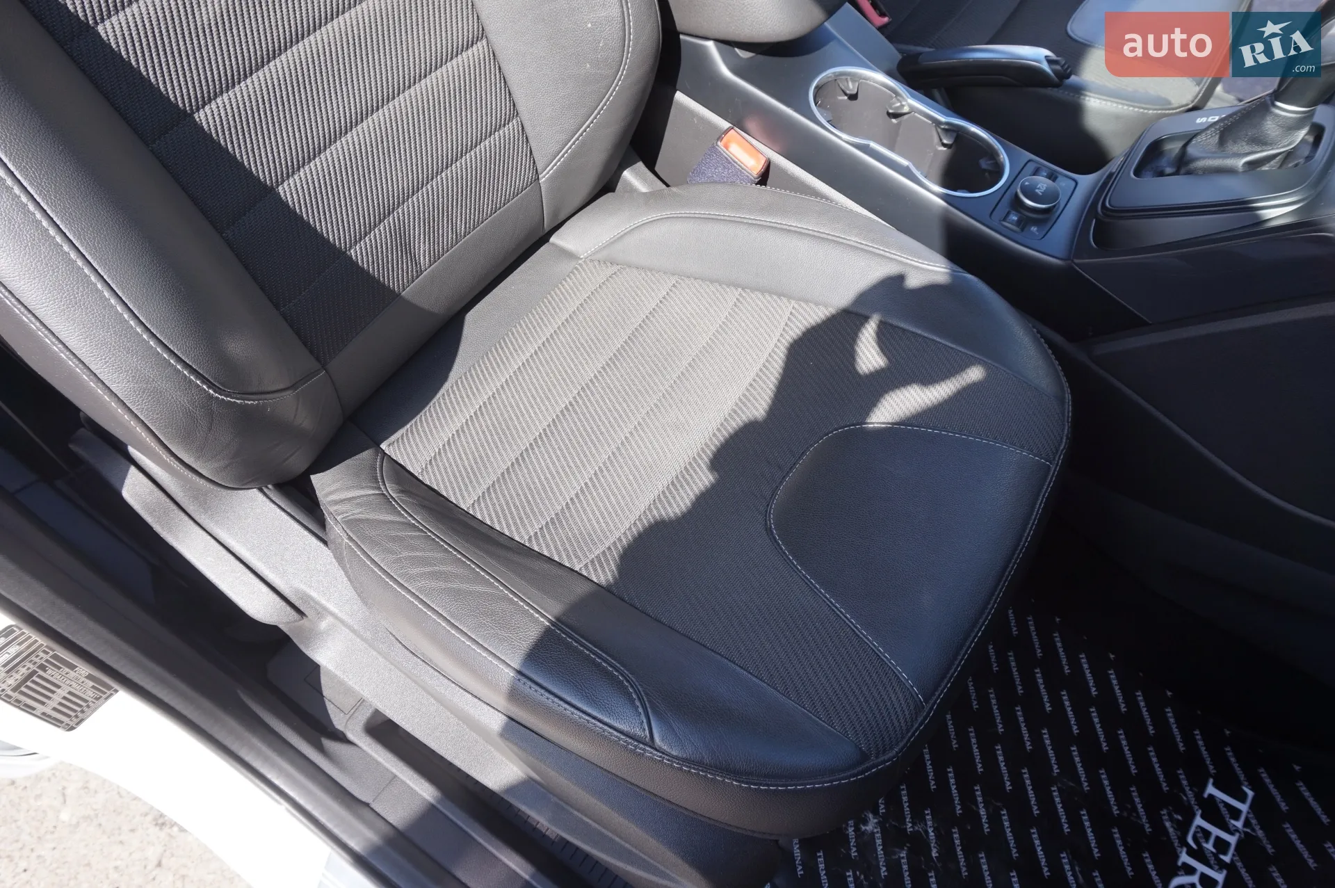 2014 Ford Kuga - мініатюра 26