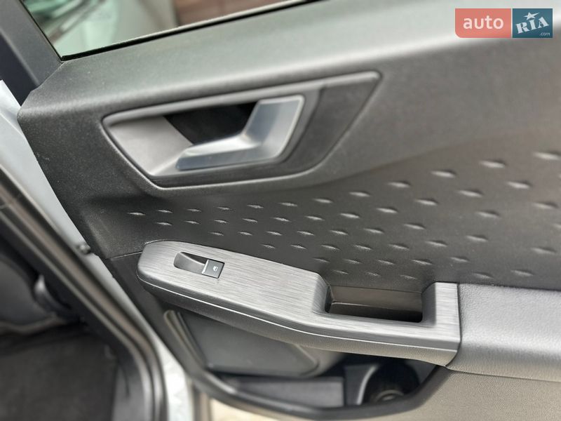 Внедорожник / Кроссовер Ford Kuga 2020 в Тернополе фото 45 Внедорожник / Кроссовер Ford Kuga 2020 в Тернополе