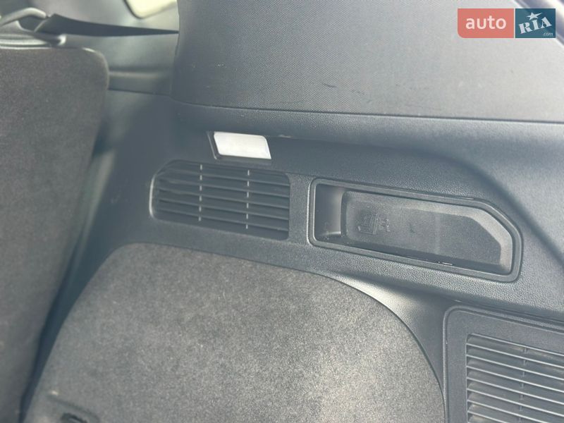 Внедорожник / Кроссовер Ford Kuga 2020 в Тернополе фото 49 Внедорожник / Кроссовер Ford Kuga 2020 в Тернополе