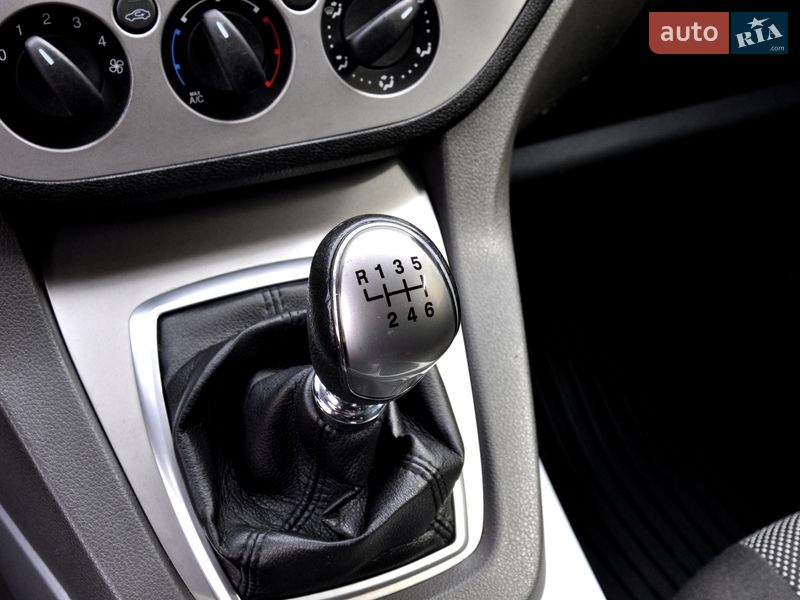 Позашляховик / Кросовер Ford Kuga 2011 в Львові