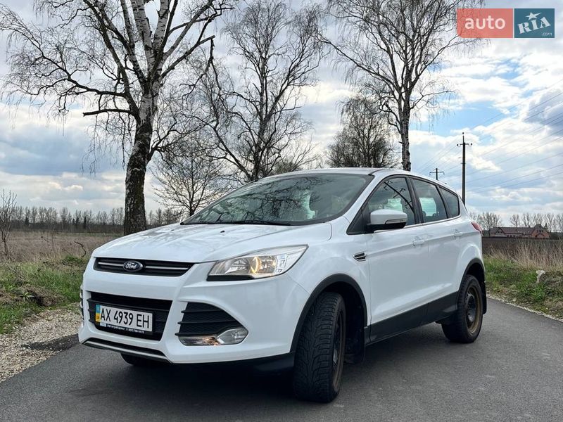 Внедорожник / Кроссовер Ford Kuga 2014 в Ивано-Франковске фото 3 Внедорожник / Кроссовер Ford Kuga 2014 в Ивано-Франковске