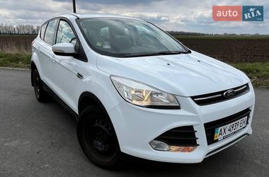 Внедорожник / Кроссовер Ford Kuga 2014 в Ивано-Франковске