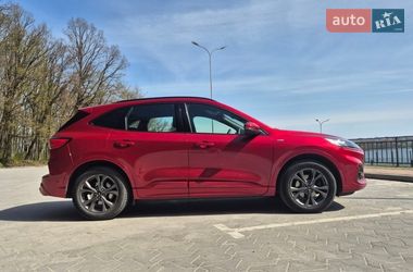 Позашляховик / Кросовер Ford Kuga 2020 в Тернополі
