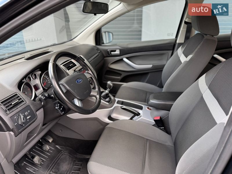 Внедорожник / Кроссовер Ford Kuga 2012 в Виннице