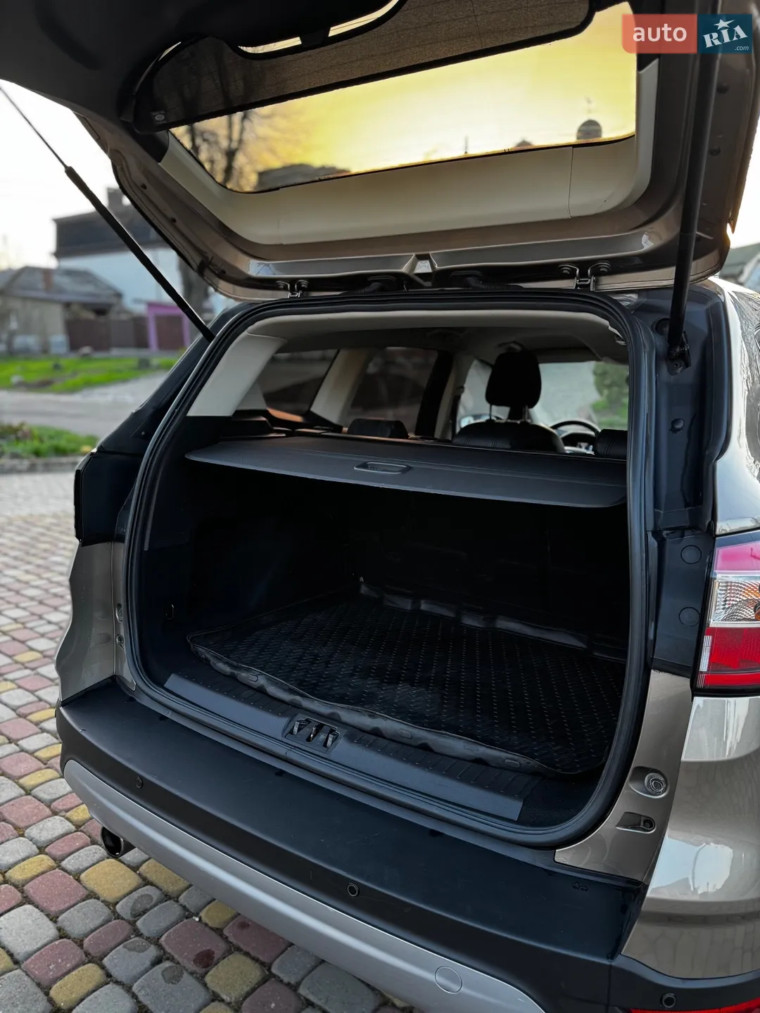 2019 Ford Kuga - мініатюра 17