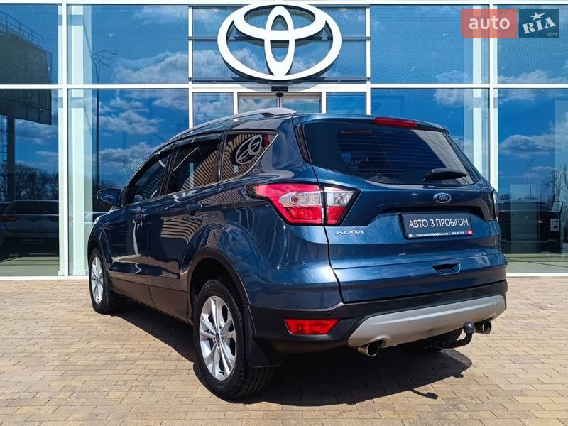 Внедорожник / Кроссовер Ford Kuga 2019 в Киеве
