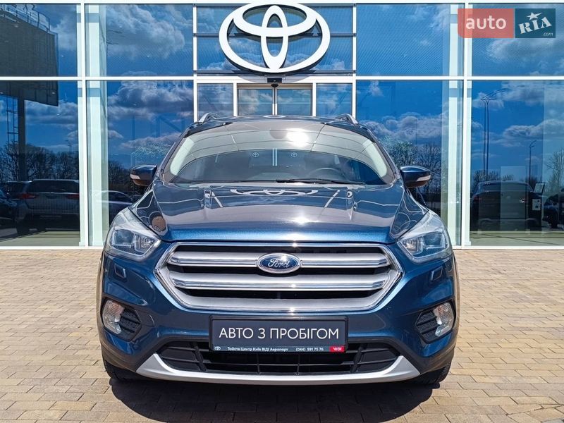Внедорожник / Кроссовер Ford Kuga 2019 в Киеве