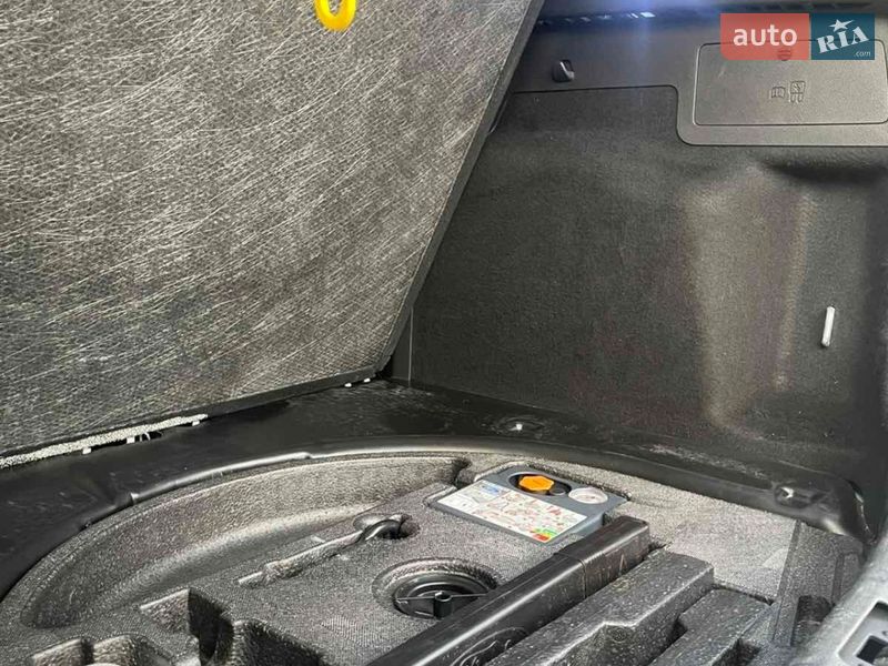 Позашляховик / Кросовер Ford Kuga 2015 в Житомирі