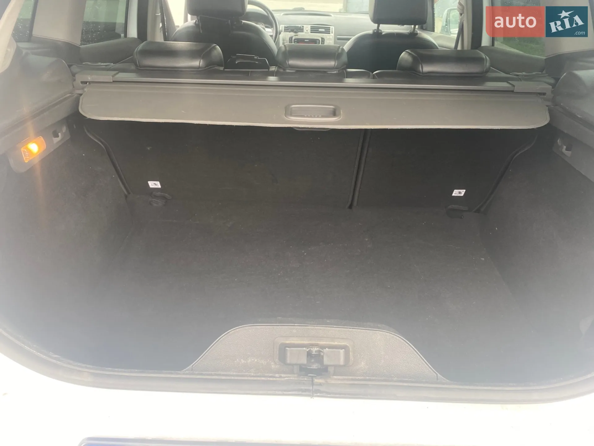 2012 Ford Kuga - мініатюра 10