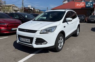 Позашляховик / Кросовер Ford Kuga 2013 в Києві