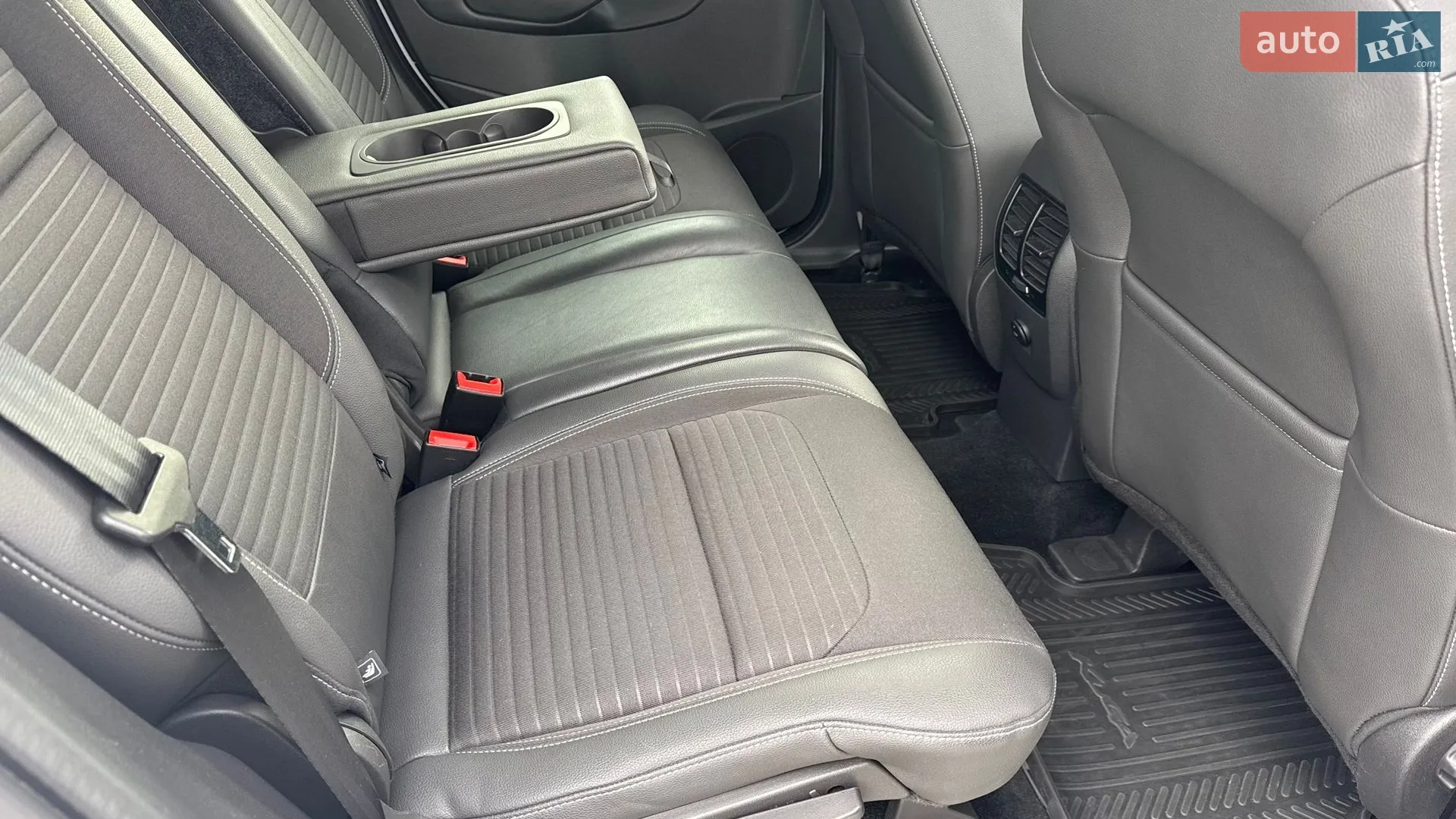 2019 Ford Kuga - мініатюра 11