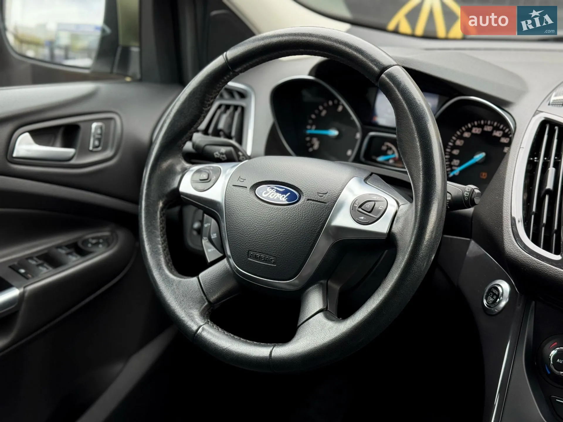 2015 Ford Kuga - мініатюра 18