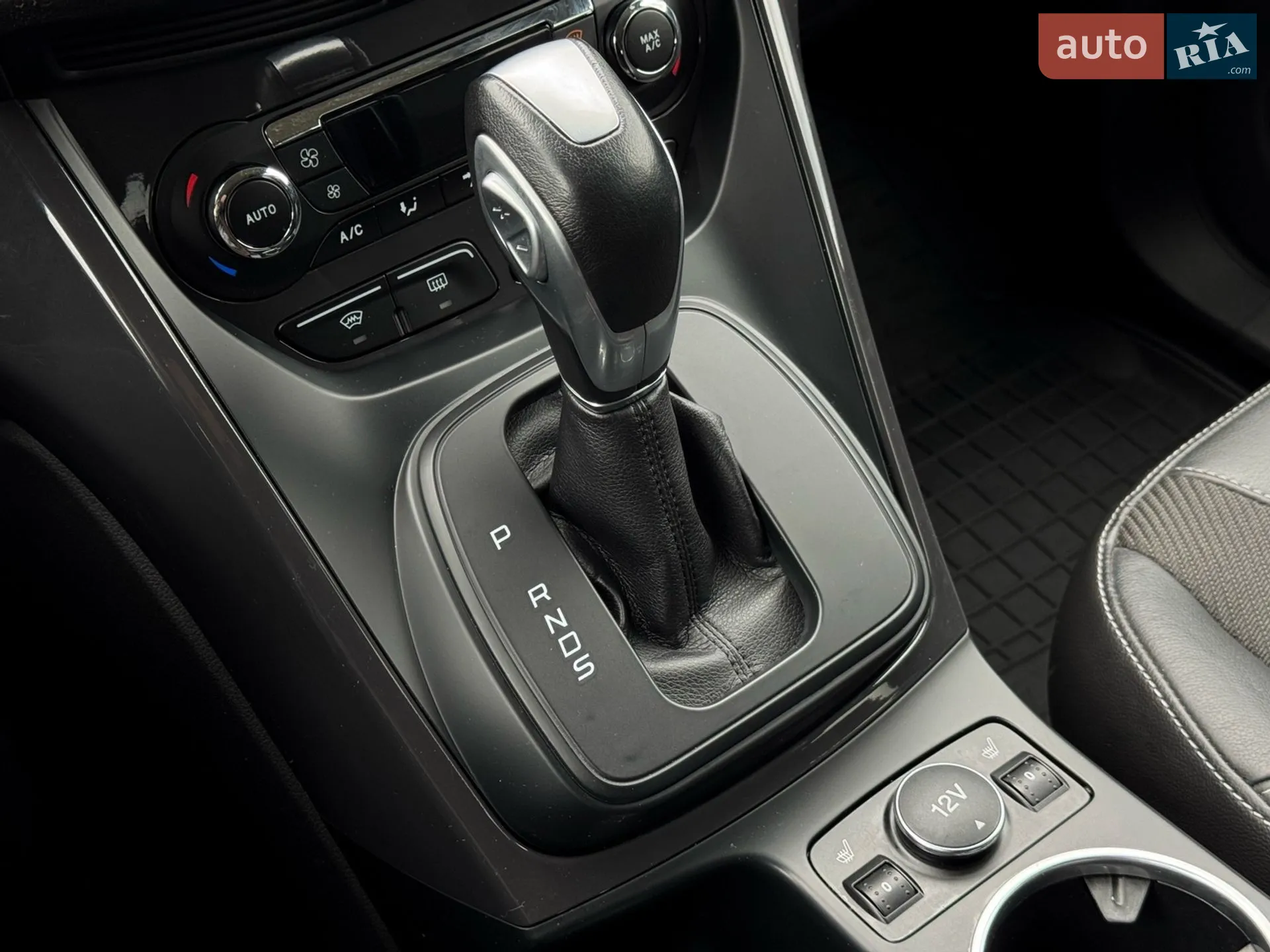 2015 Ford Kuga - мініатюра 31