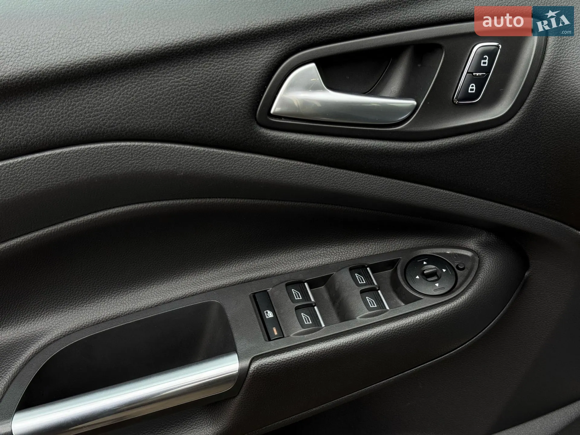 2015 Ford Kuga - мініатюра 16