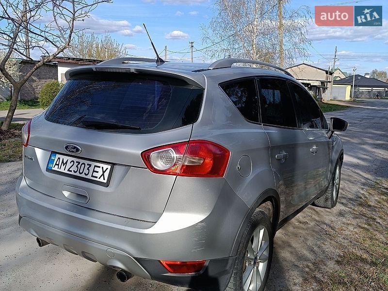 Позашляховик / Кросовер Ford Kuga 2012 в Звягелі фото 3 Позашляховик / Кросовер Ford Kuga 2012 в Звягелі