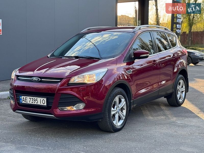 Ford Kuga 2015