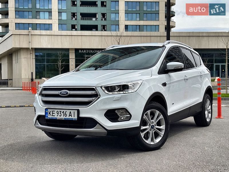 Ford Kuga 2016