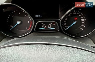 Позашляховик / Кросовер Ford Kuga 2019 в Славуті