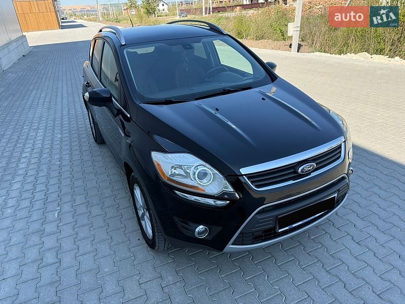 Позашляховик / Кросовер Ford Kuga 2012 в Львові