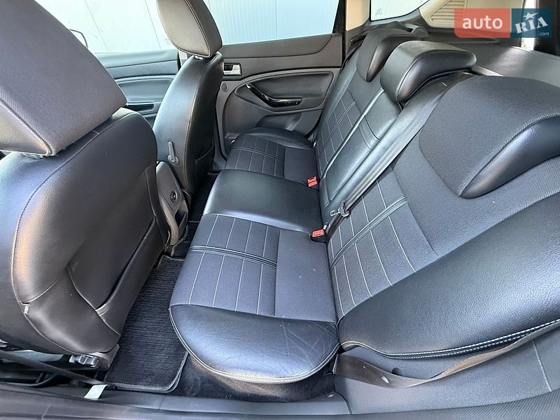 Позашляховик / Кросовер Ford Kuga 2012 в Львові