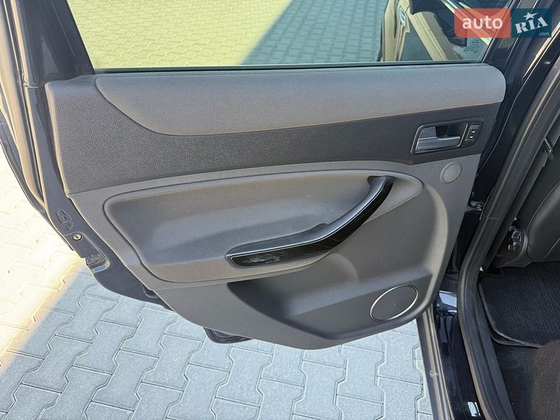 Позашляховик / Кросовер Ford Kuga 2012 в Львові