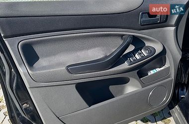 Внедорожник / Кроссовер Ford Kuga 2012 в Харькове
