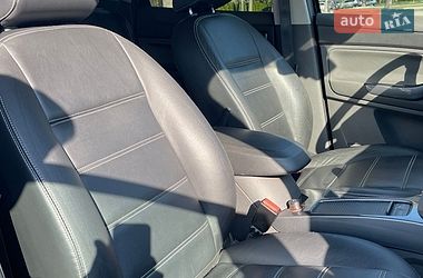 Внедорожник / Кроссовер Ford Kuga 2012 в Харькове