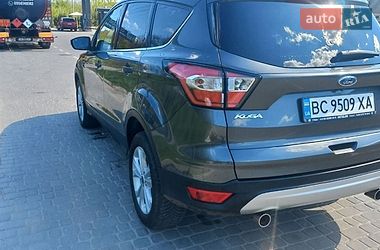 Позашляховик / Кросовер Ford Kuga 2017 в Львові