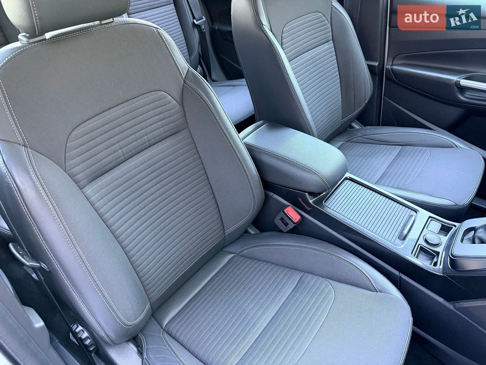 2019 Ford Kuga - мініатюра 96