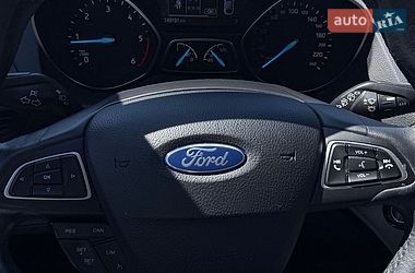 Внедорожник / Кроссовер Ford Kuga 2019 в Киеве