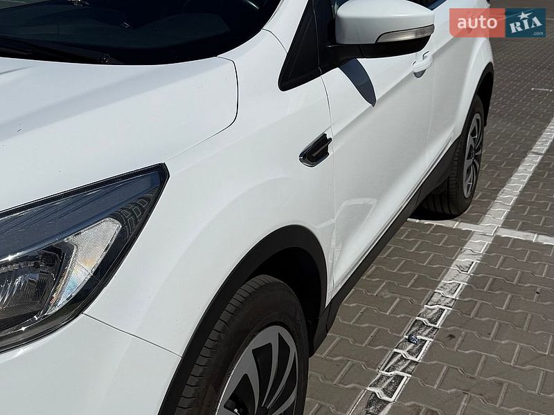Внедорожник / Кроссовер Ford Kuga 2019 в Киеве