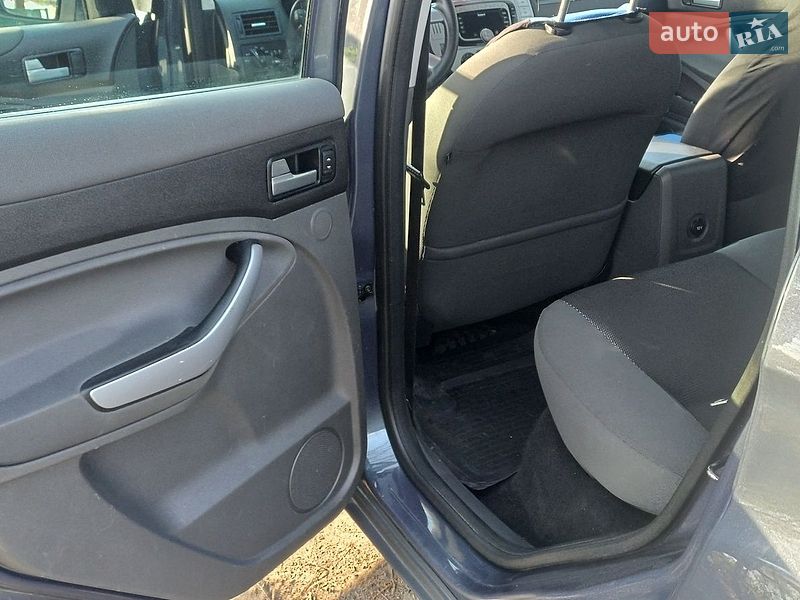 Внедорожник / Кроссовер Ford Kuga 2011 в Киеве